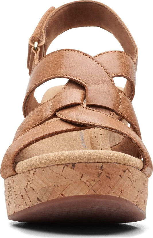 Clarks Womens Giselle Beach Suede Wedge Sandals