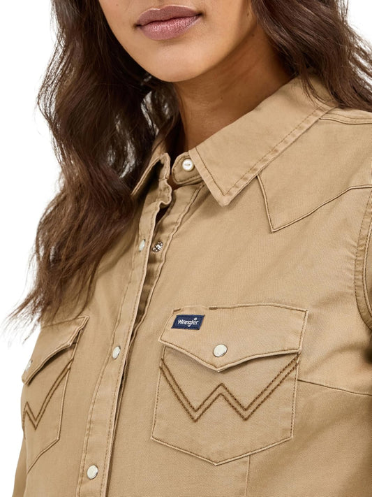 Wrangler Women's Western Snap Work Long Sleeve Shirt